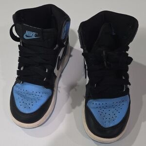 Nike Air Jordan 1 Retro OG High UNC Carolina Blue/Black Suze 11c